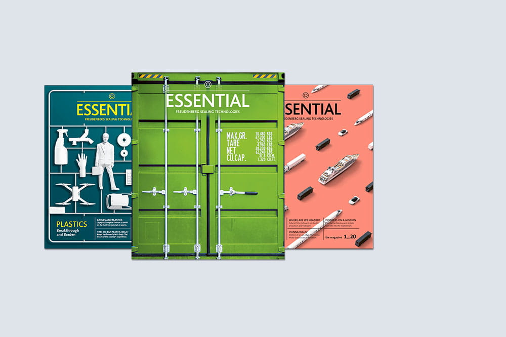  Mockup of ESSENTIAL magazine issue November 2020