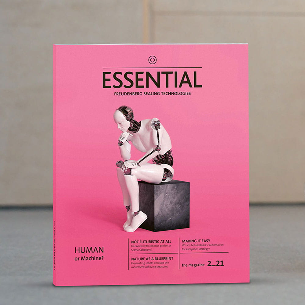 Mockup of ESSENTIAL magazine issue November 2021