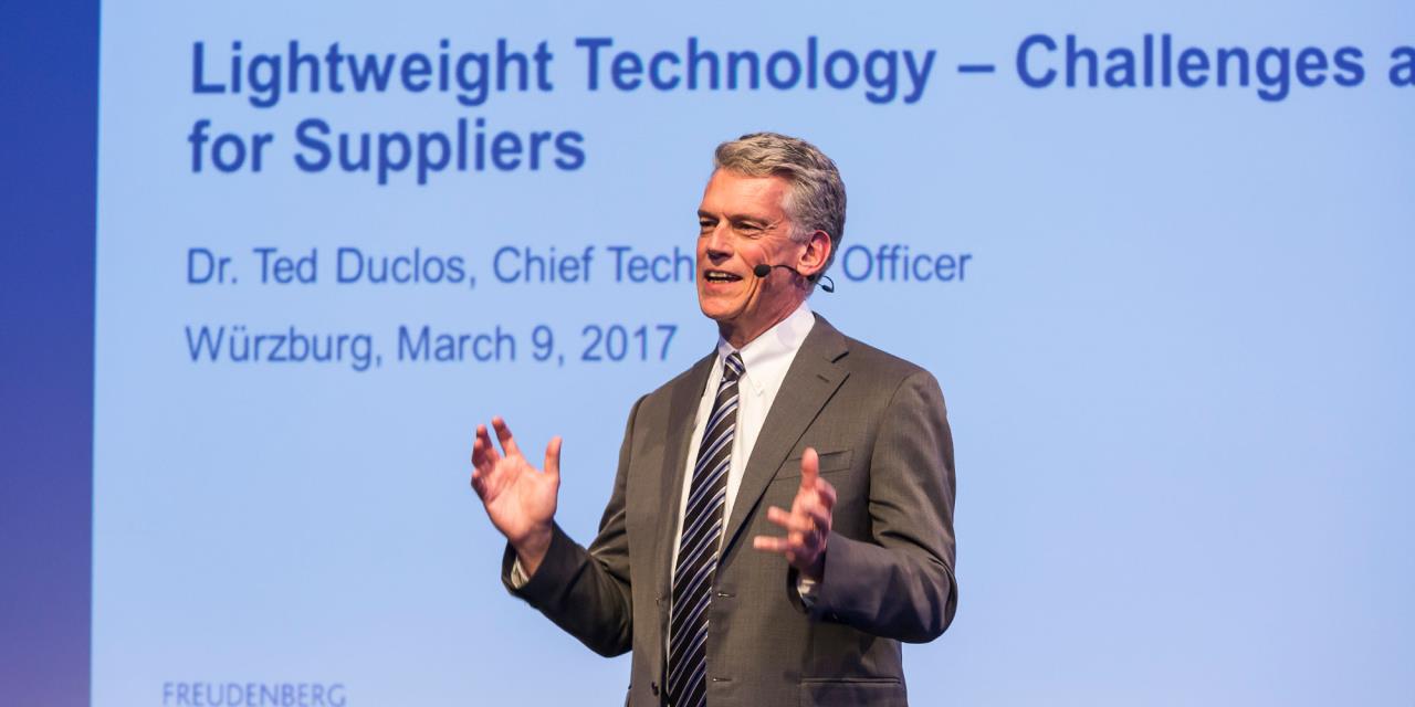 Lightweight Design - Ted Duclos<figcaption class=