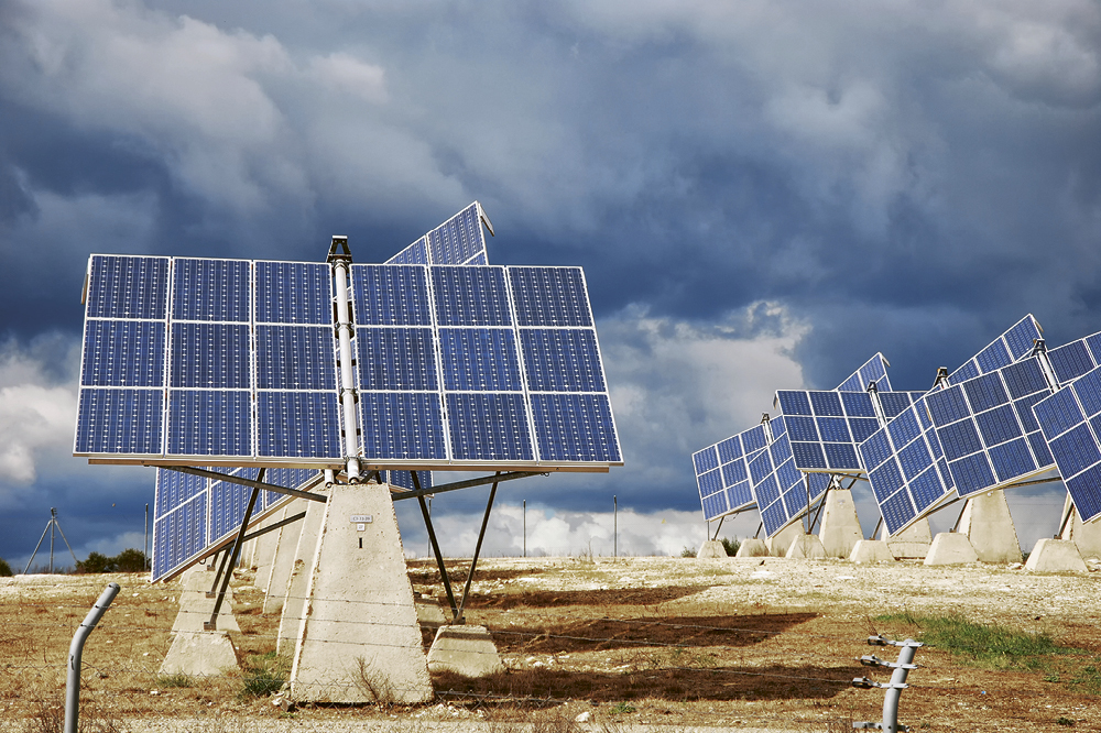 Solarpanel in der Wüste.